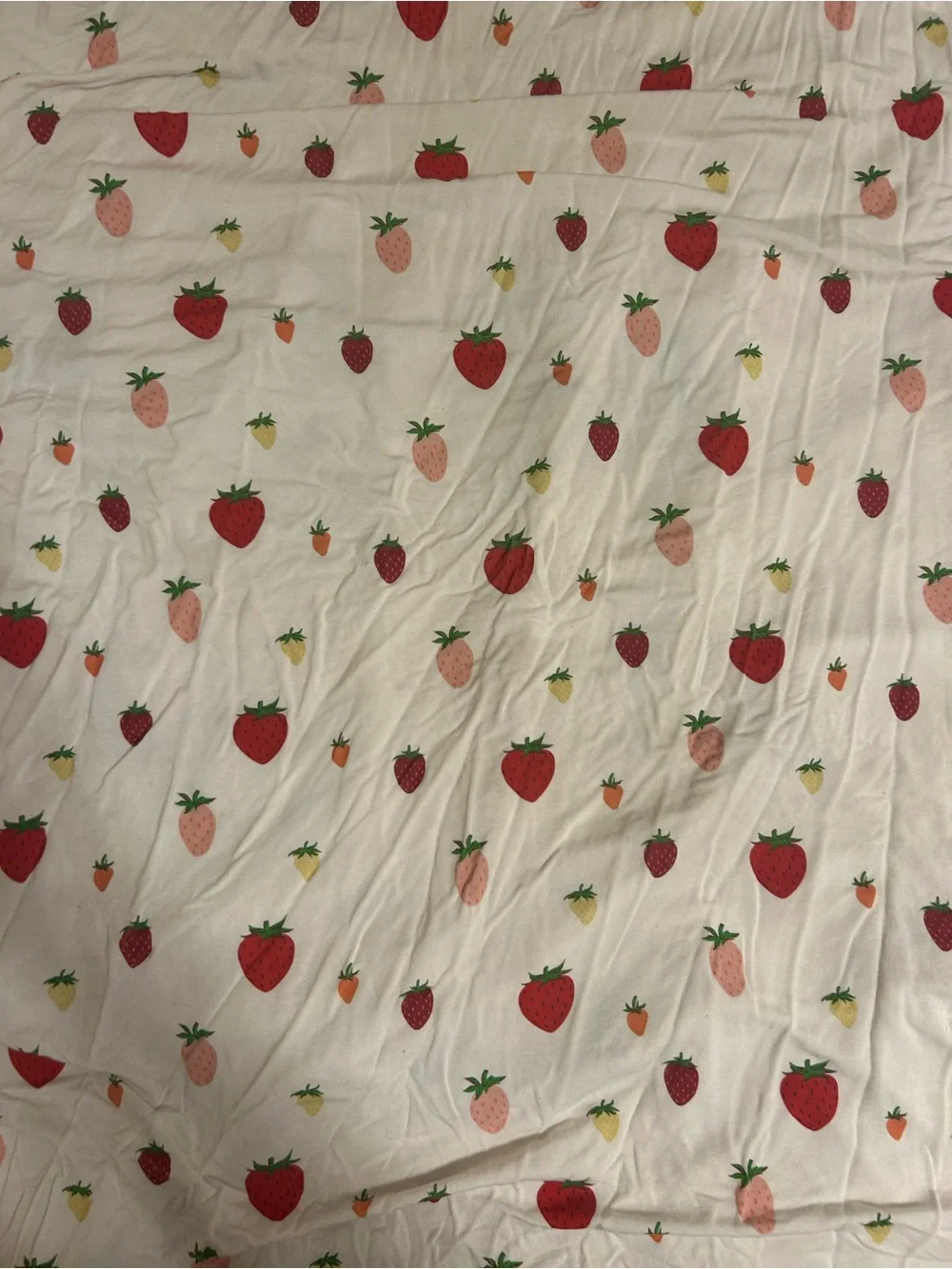 Kyte Baby Strawberry Print Crib Sheet - Bamboo